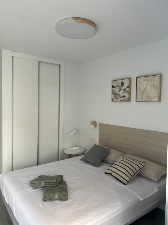 Apartamentos Breton 17 Suite Con Terraza Alicante Dış mekan fotoğraf
